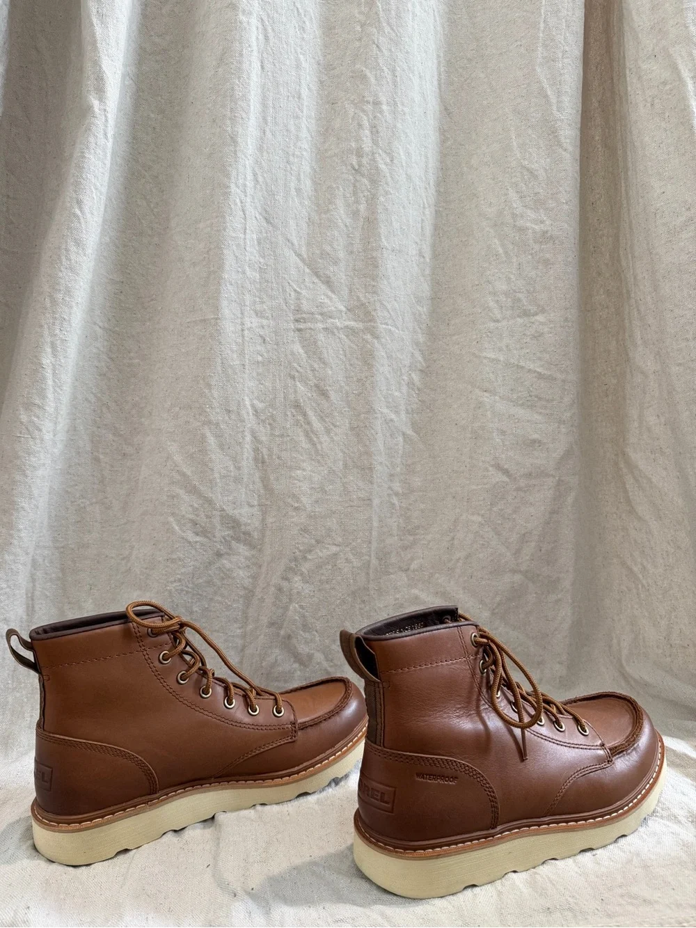 Sorel Slabtown ‘62 Moc Waterproof Leather Boots Men’s Size 10 Velvet Tan NEW